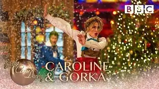 Caroline Flack & Gorka Marquez Charleston to 'Santa Claus Is Coming to Town' - BBC Strictly 2018