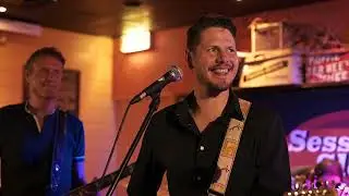 Hans Grondel - The Bar (Official Video)