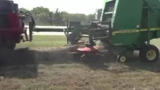 Rake Baler 2 in the field