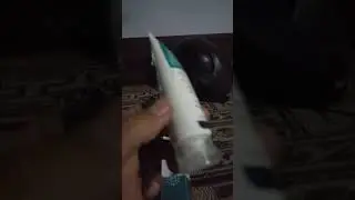 Artrivit, cream pereda nyeri sendi yang Tidak Asli.