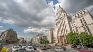 Граффити-реклама Pirelli