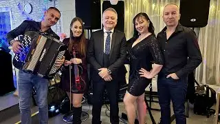 Milica Gogin & Nena Lazarevic - Srecna Nova godina 🍷 Kolo iz Arbona 🇨🇭