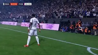 Vin&iacute;cius SIU Celebration After Goal