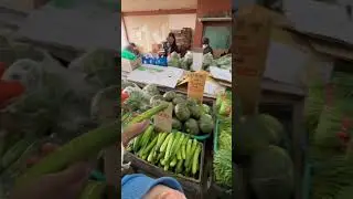 Cheapest vegetable market in Seoul. #market #seoul #vegetable #shopping #southkorea #food #koreafood