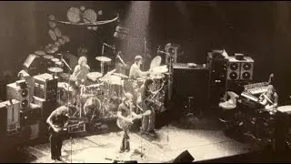 Grateful Dead - Caution (Do Not Stop On Tracks) - 5/6/81 - Nassau Coliseum