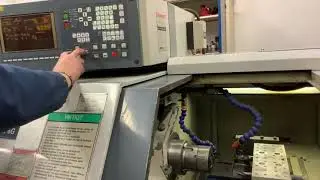 Köp CNC Svarv Mazak QT 6G med spåntransportör på Klaravik
