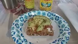 GEEZER'S VERSION OF AVOCADO TOAST.😋 #Lowcholesteroldiet #Avocadotoast #Rusty78609