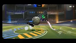 Purple shots galore with the komodo #rocketleague #rocketleaguesideswipe #sideswipe