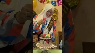 Aisa Birthday cake पहलीबार 😀😍 #shorts #cake #youtubeshorts #outofhome #trendingshorts