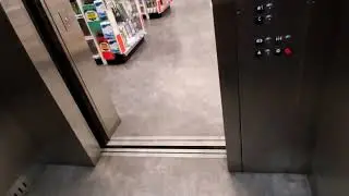 Schindler HT 330A hydraulic elevator at Duane Reade on East 44th St/3rd Ave (Manhattan, NY)