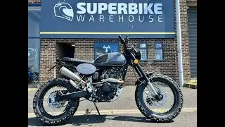 GREAT LITTLE RETRO MACHINE HERALD MAVERICK 125 IN GREY