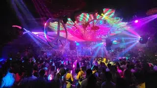 FLOWER POWER PACHA IBIZA 2022