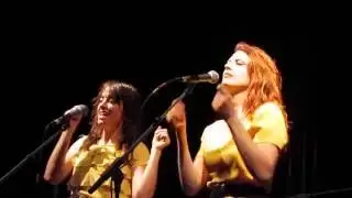 Nouvelle Vague - Bizarre Love Triangle * Liset Alea and Elodie Frégé singing acapella*