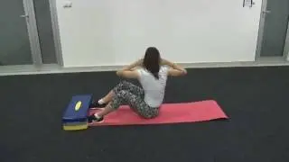 Twisting Sit-Up