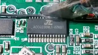 Desoldering Soldering network transformer with iron rod #network  #transformers #electronic #shorts