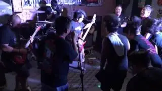 Spinning Toxic - Slipped Away