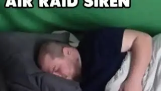 TRUTH gets Jumpscared and PEES him self on Sleeping Stream! @TruthBehindTheLies