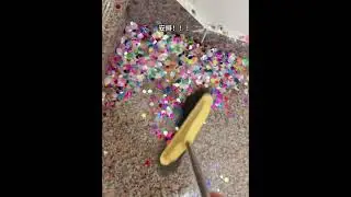 It's impossible to leave it to others to clean up let's keep it for ourselves to play slowly Hahaha