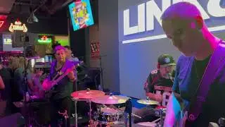 Banda Link 80 em Everett MA 23/08/25.