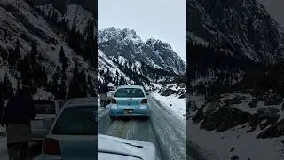 مہوڈنڈ جھیل، حسین وادیٔ سوات میں سیاحوں کا رش | قدرتی حسن کے دلکش مناظر