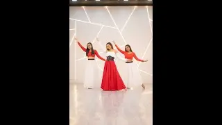 Yeh Ishq Haye | Jab We Met | Semi Classical Dance Cover | Sneha Kapoor Gothi