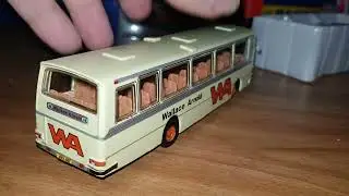 Model Coach BT Models Wallace Arnold Duple Dominant 2 Leyland Leopard