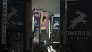 Glute + Abs Workout (3/6) | Hanging Leg Raises 🔥 #strengthtraining #strongabs #exerciseform #fitness
