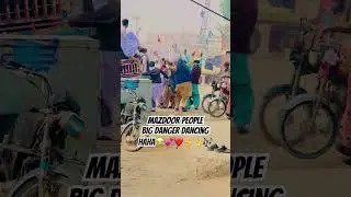 Mazdoor people big happy mond in dance stills  #labourissues#mazdormasail#socialissues#helpworkers