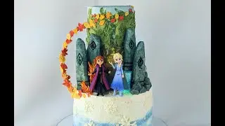 Frozen 2 Cake