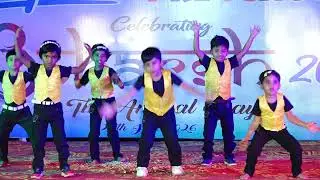 Dance performance on deewangi ,rafta rafta ,malhari welcome song by skyline preschool kids