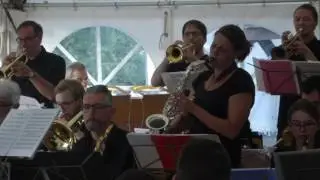 Die Bigband des Konservatoriums Winterthur an der Neftenbacher Dorfet 2017
