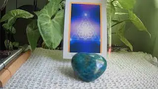 Crystal Meditation with the Blue Apatite - connect to your soul family