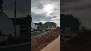 OMG! BULLDOZER VS VIBRO ROLLER