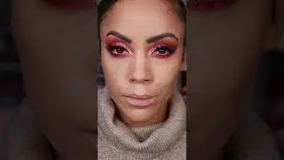 Oden&rsquo;s Eye Merry Christmas Palette + Kylie Red Velvet Lip Kit Holiday Look #holidaymakeup #newmakeup