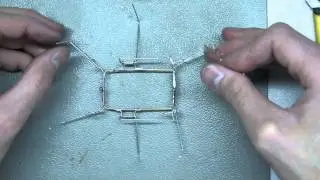 Собираем таракашку из скрепок
