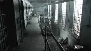 The Walking Dead S03E01 Scene of the music Noisy Sunday