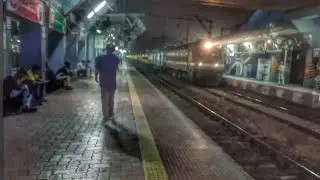 22130 l Tulsi express skipping dombivli with livery ludiana wap 4