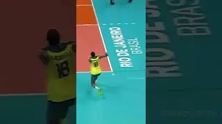 A spectacular ace by Ricardo Lucarelli 😮&zwj;💨🥵 #epicvolleyball #volleyballworld #volleyball