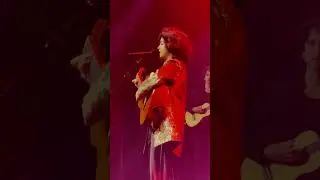 @mariffroes &laquo;&nbsp;Mo&ccedil;a&nbsp;&raquo; #bataclan 09.12.25 #marifroes #music #livemusic #paris #highvibes