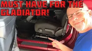 Установка держателя для фонарика на сиденье Jeep Gladiator: модификация Gladiator, которая обязательно нужна