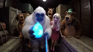 Yeti, Scooby-Doo, Barbie, and Yogi Bear Meet a Friendly Alien While Train Hopping!
