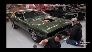 1971 Plymouth Road Runner, 440 6-PACK, Pistol Grip 4-Speed, Dana 60.