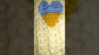 Added a small detail!🥰#scarf #warm #winterscarf #crocheting #handmaded