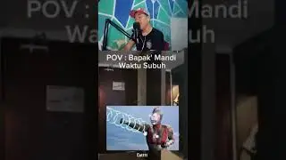 Ultraman Lagi Mandi Wajib