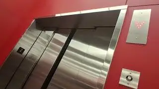 Mongrain hydraulic elevators at Target at the CCC mall (Yonkers, NY)
