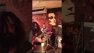 Mammoth Head _- Bare Fist LIVE in Sally Longs