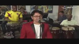 Mujer de Carne y Hueso - Gustavo Rodríguez