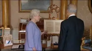 Queen Elizabeth II Knights President Shimon Peres