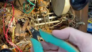 Pt 8 Recapping a Tube Radio.  More Wiring and Caps