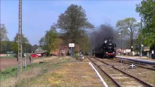 Parow&oacute;z 52 8177 z pociągiem specjalnym